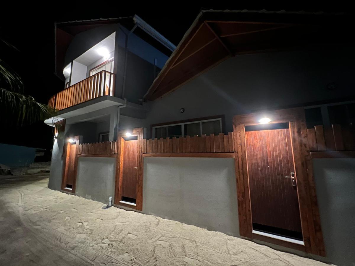 Finolhu Dhigurah Hotel Dhigurah  Exterior photo