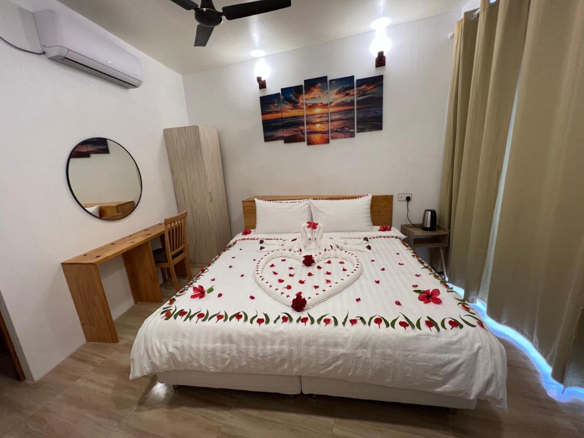 Finolhu Dhigurah Hotel Dhigurah  Exterior photo