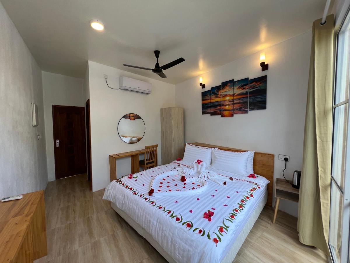 Finolhu Dhigurah Hotel Dhigurah  Exterior photo
